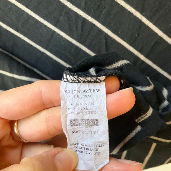 Green Envelope Women 3/4 Sleeve Crewneck Long Blouse size XL,Black White Stripes - Picture 7 of 8